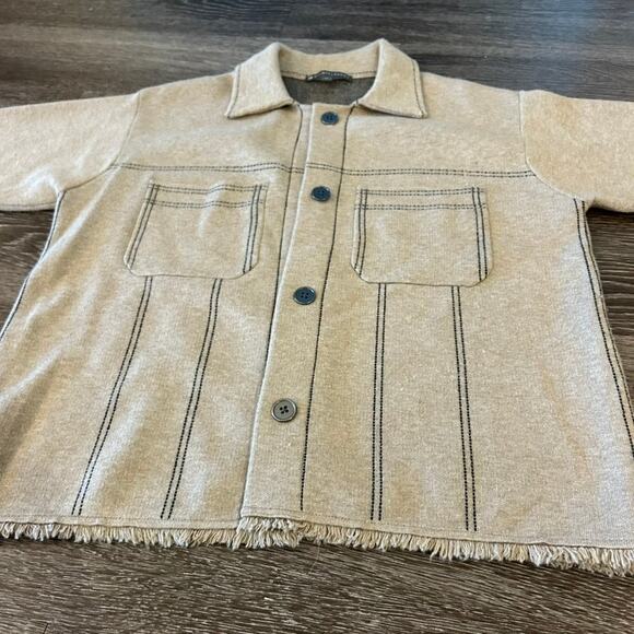 EUC Elliott Lauren Beige Top Stitch Button Front Sweater Jacket Sz M Fringe Hem - Picture 14 of 16